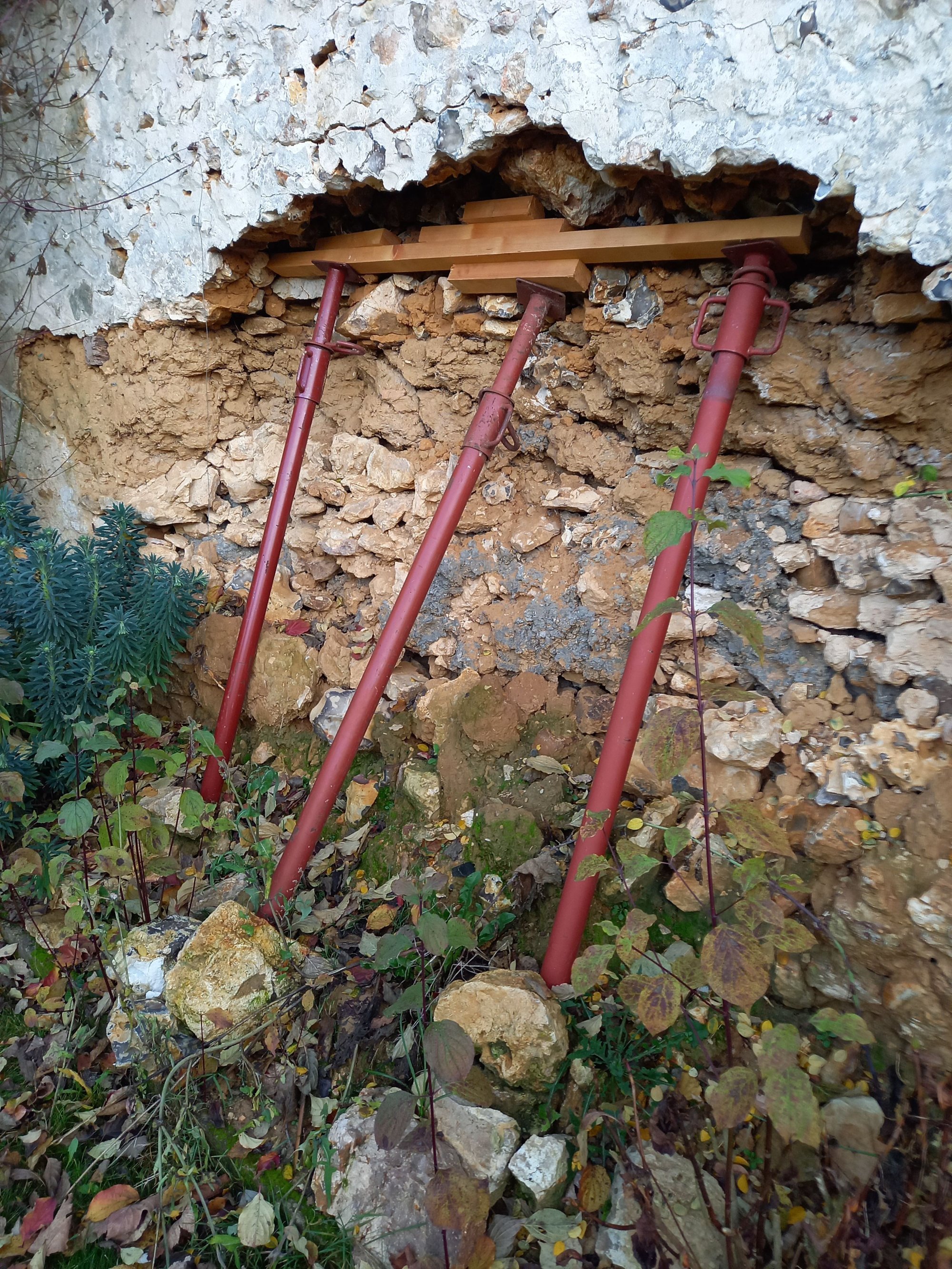 Muret pierres, parpaing, briques